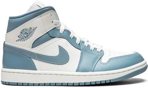 nike jordan 1 mid lichtblauw|blauwe jordan 1.